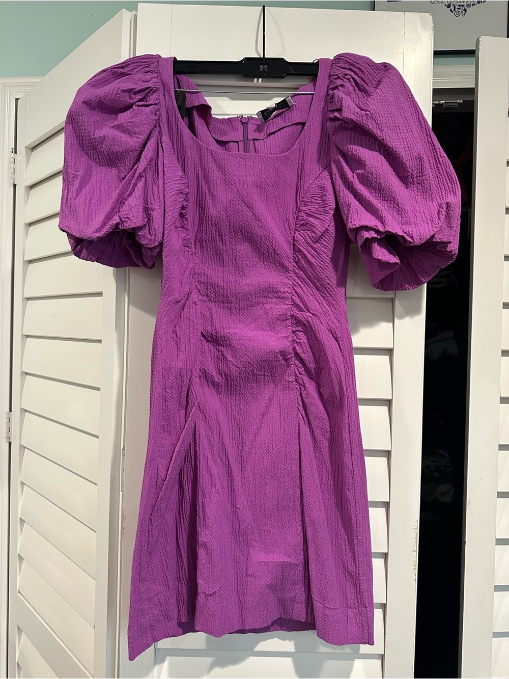 & Other Stories Magenta Puff-Sleeve Mini Dress